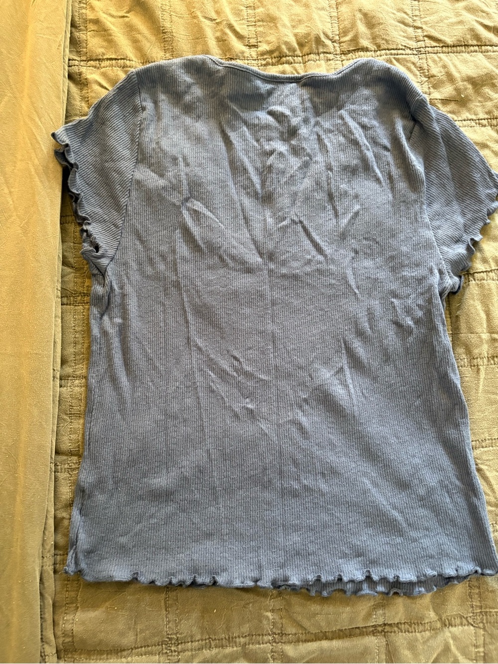 American Eagle Outfitters Blue Ribbed V-Neck Lettuce-Edge Tee - Picture 3 of 3
